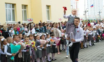 Андрей Клычков и Леонид Музалевский поздравляют орловцев с Днём знаний