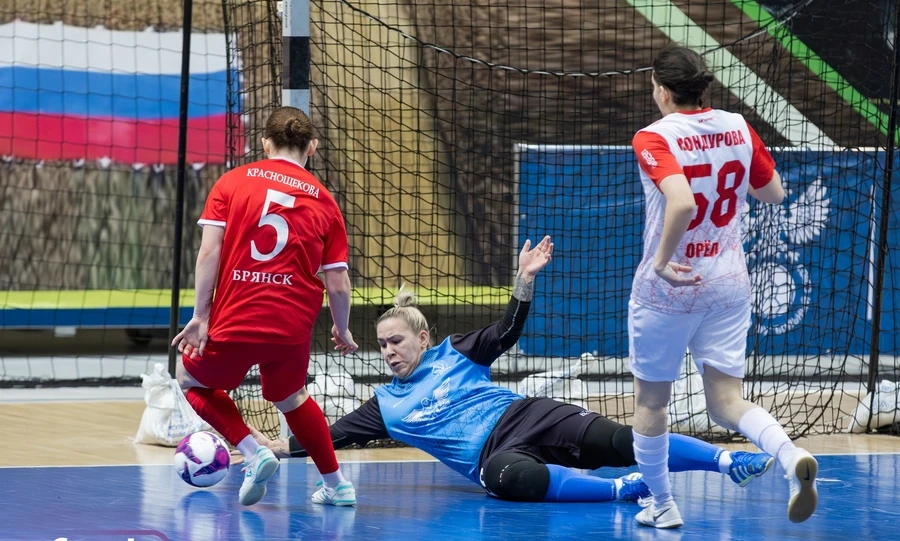 «ОрёлГУ-КПРФ» одержал две победы в чемпионате России по футзалу среди женщин