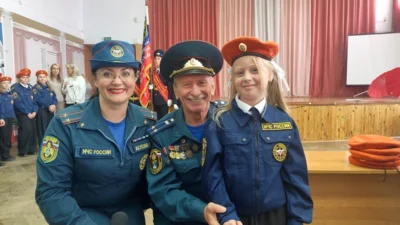 Фото 3. Орловские первоклашки пополнили ряды кадет-спасателей