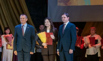 Около ста педагогов Орловщины награждены накануне своего профессионального праздника