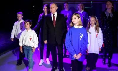 Юная орловчанка Ксения Кремезион встретилась с Президентом России