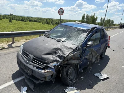 Фото 2. Страшное ДТП под Орлом унесло три жизни