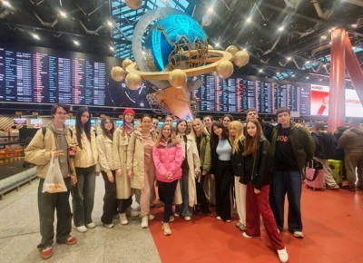 Фото 5. Китайский город Хэцзэ встретил орловских педагогов и школьников