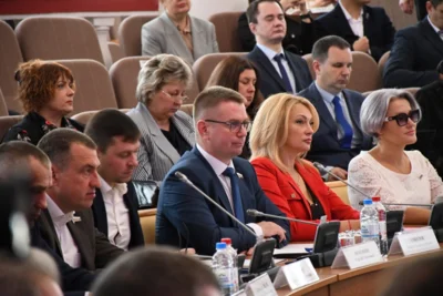 Фото 4. Депутаты Орловского облсовета распределили посты в региональном парламенте