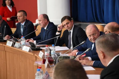 Фото 6. Депутаты Орловского облсовета распределили посты в региональном парламенте