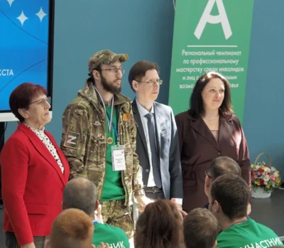 Фото 12. В Орле наградили призёров и победителей регионального чемпионата «Абилимпикс»