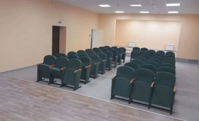 ООО «Долина» продолжает ремонт сельского клуба на Орловщине