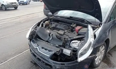 В Орле Citroen на встречке протаранил Lada