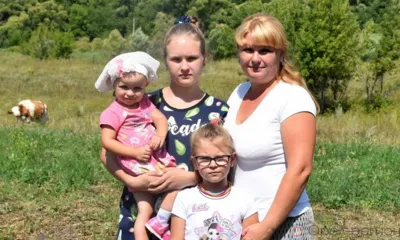 Многодетная семья Коняевых из Колпнянского района на средства соцконтракта увеличила поголовье КРС на собственном подворье