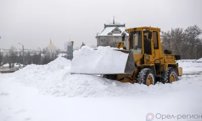 В «Орловской правде» прошла горячая линия по вопросам, связанным с уборкой снега и содержанием улично-дорожной сети города в зимний период