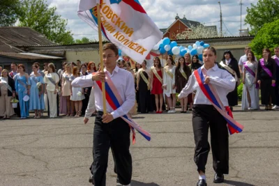 Фото 6. Для выпускников Болховского педагогического колледжа прозвучал последний звонок