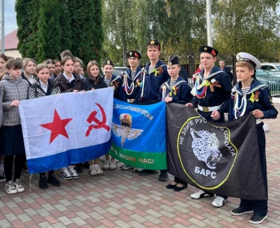 Змиевские школьники почтили память погибшего на СВО молодого земляка
