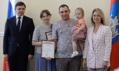 В честь профессионального праздника орловские медики и волонтёры получили заслуженные награды