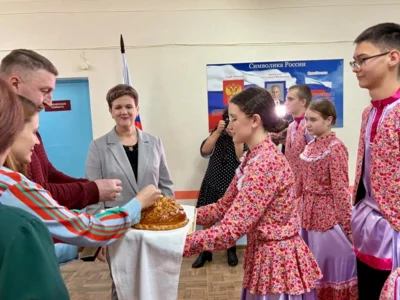 Фото 7. В Бунинской школе Урицкого района открыт детский музейный центр «Вне времени и без границ»