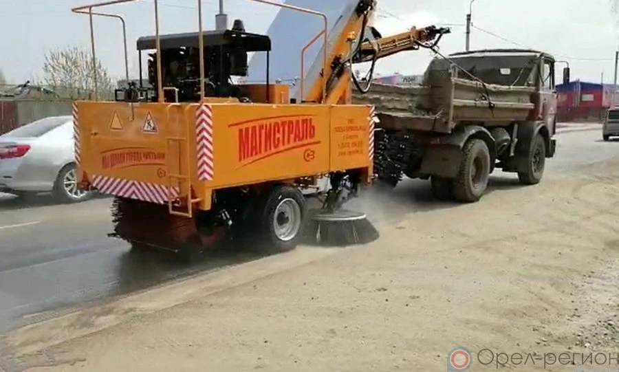 В Орле за выходные с улиц вывезли 472 кубометра смёта