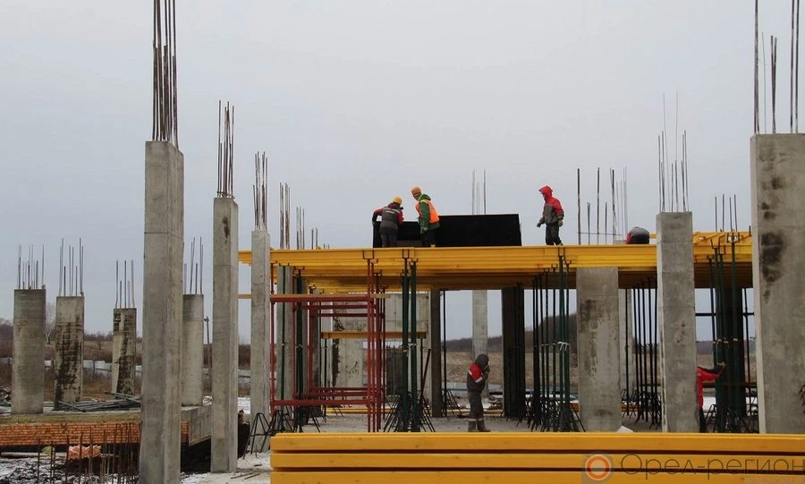 Самая большая школа в Орле готова на 14%